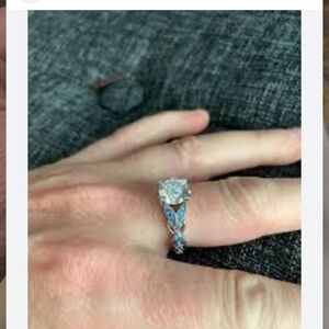 Jeulia Butterfly Round Cut Sterling Silver Ring